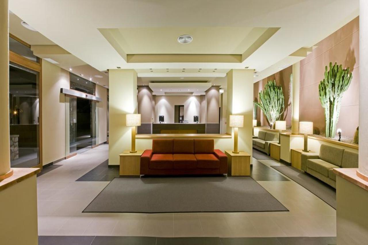 Hotel Playa Calera Вале Гран Рей Екстериор снимка